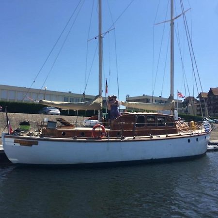 Port Deauville Yacht Vintage Eksteriør billede